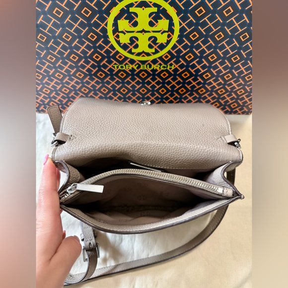 Tory Burch Britten crossbody - Picture 5 of 7